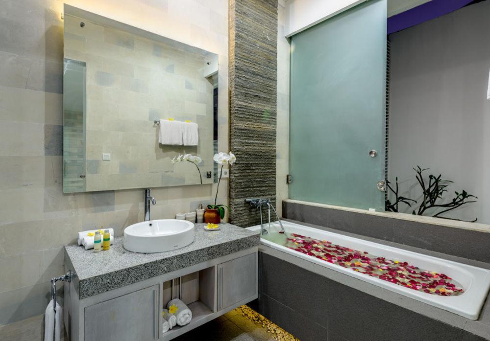 Nikaya Villas Kuta Lombok Exteriör bild