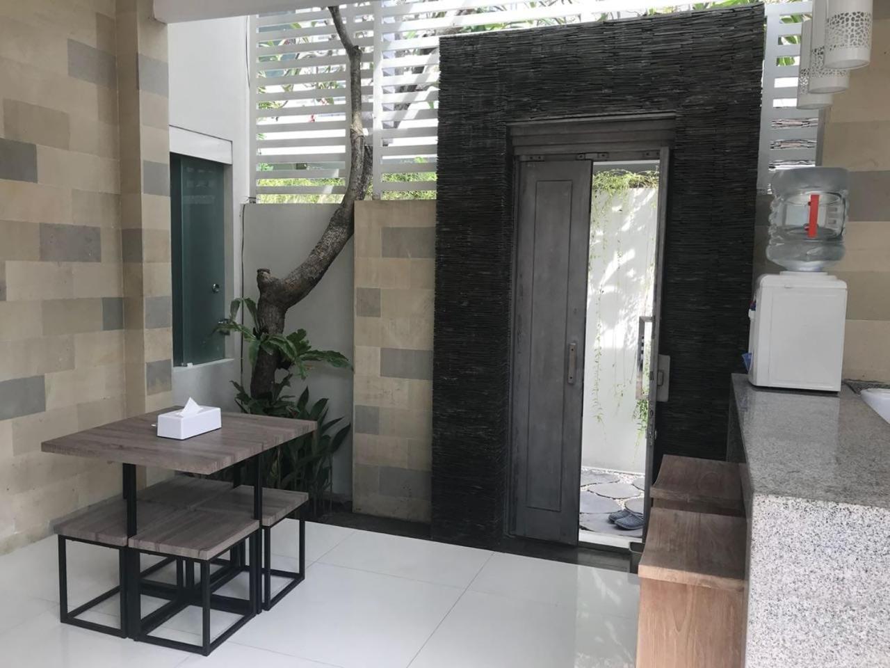 Nikaya Villas Kuta Lombok Exteriör bild